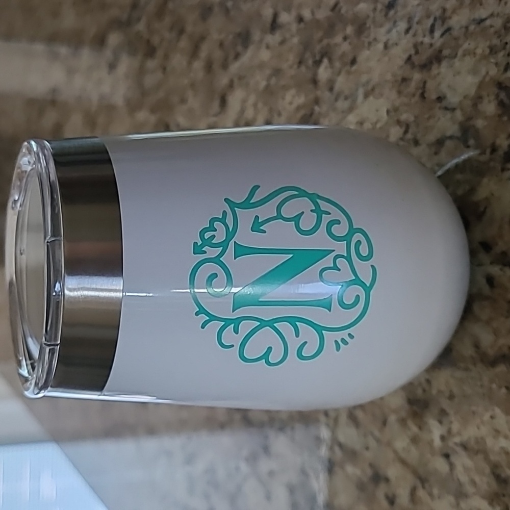"N" tumbler